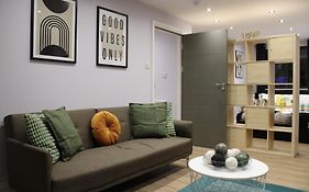 5 Star Apartment